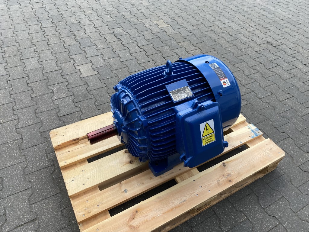 Silnik elektryczny 30kW 2955obr. 3fazowy