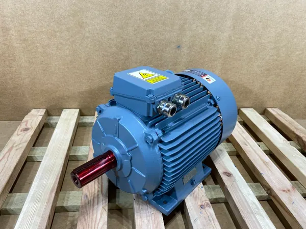 Silnik elektryczny 5,5kW 960obr. 3fazowy - zdjęcie 1