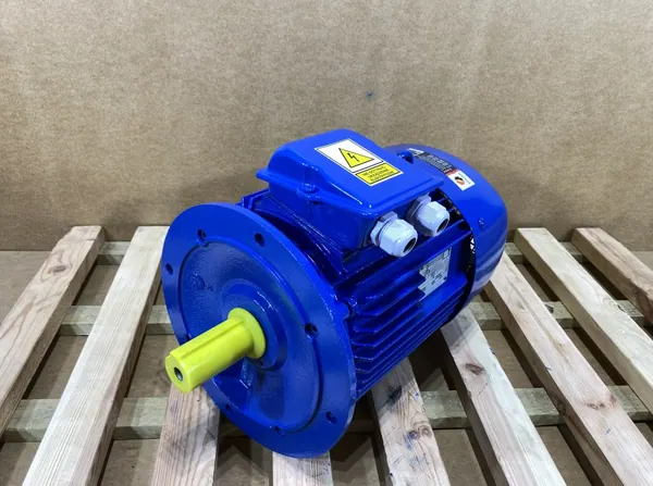 Silnik elektryczny 5,5kW 955obr. 3fazowy VEM - zdjęcie 1