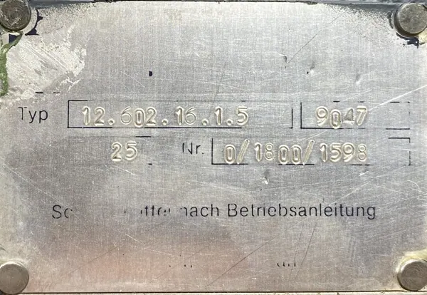 Motoreduktor / przekładnia 1,5kW 25obr. Lenze - zdjęcie 3