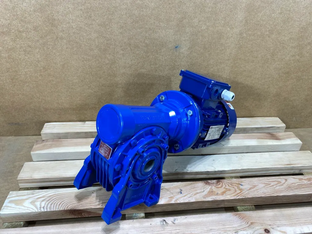 Motoreduktor / przekładnia 0,75kW 23obr. 3fazowy