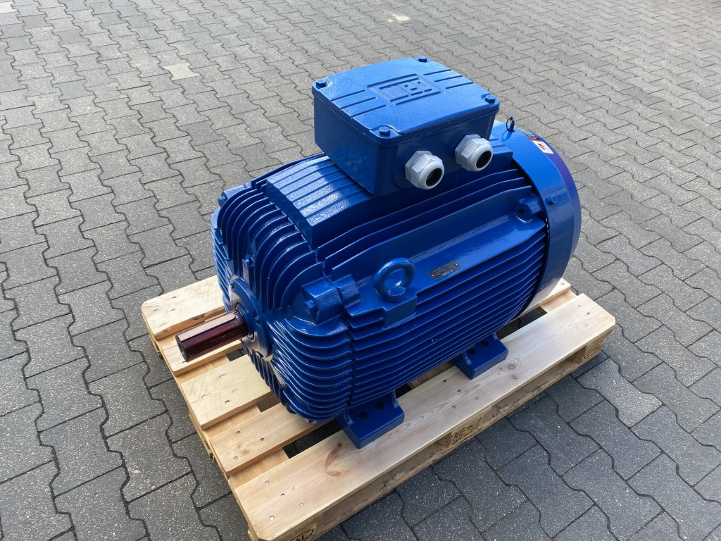 Silnik elektryczny 90kW 2960obr. 3fazowy WEG