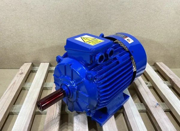 Silnik elektryczny 11kW 2920obr. 3fazowy INDUKTA - zdjęcie 1