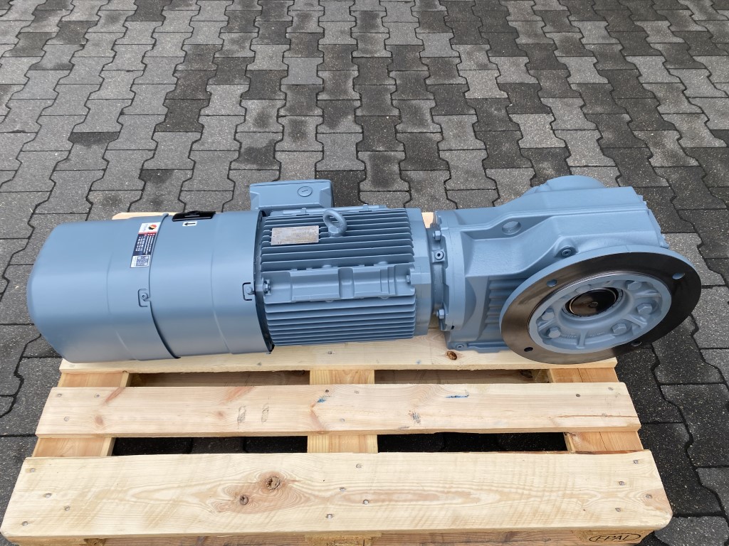 motoreduktor / przekładnia 11kW 59obr. HAMULEC SEW (tacho) - zdjęcie 2