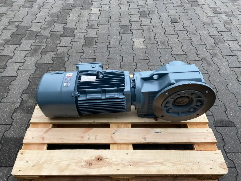 Motoreduktor / przekładnia 11kW 59obr. HAMULEC SEW
