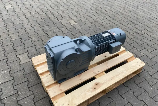 motoreduktor / przekładnia 7,5kW 65obr. HAMULEC SEW