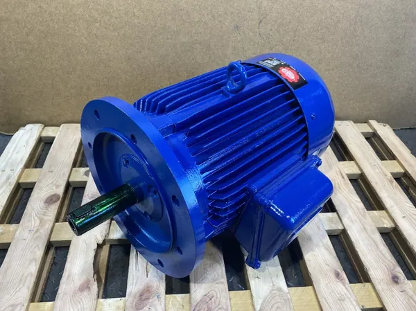 silnik elektryczny dwubiegowy 18/4,4kW 2940/1470obr.