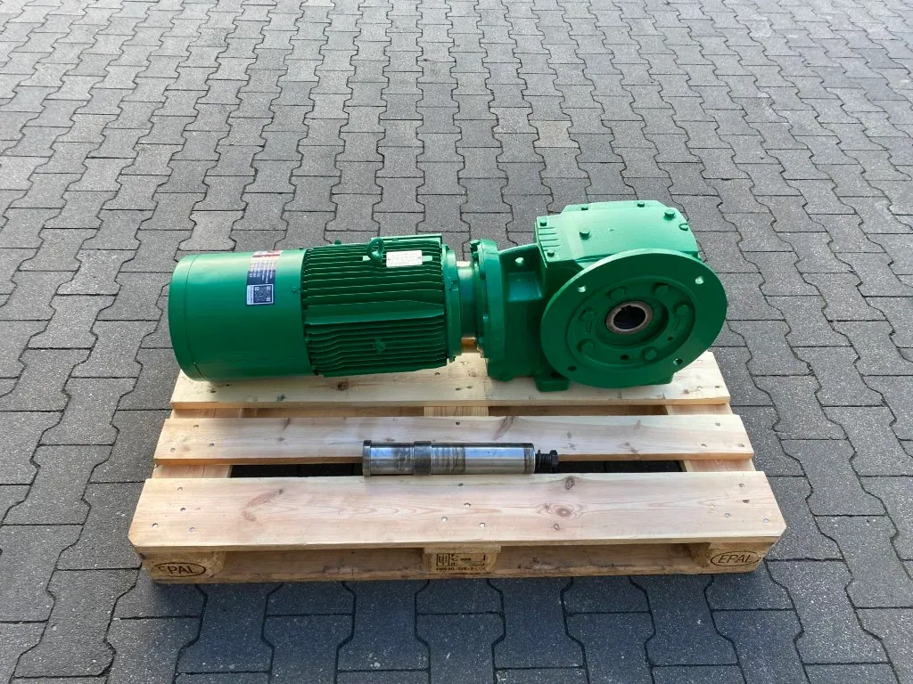 Motoreduktor / przekładnia 9-15kW 57-98obr. HAMULEC
