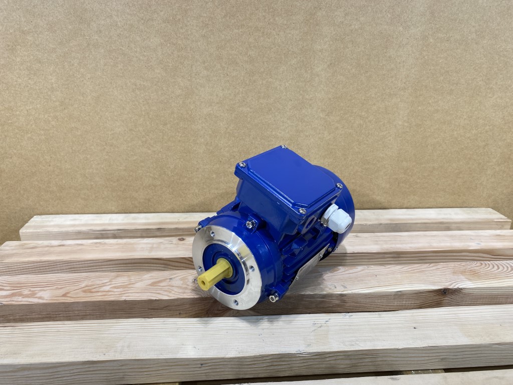 Silnik elektryczny 0,55kW 900obr. 3fazowy 80B14 MS