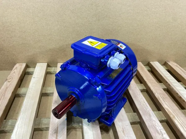 Silnik elektryczny 5,5kW 1450obr. 3fazowy Tamel - zdjęcie 1