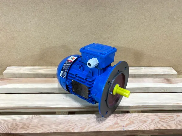 silnik elektryczny 0,55kW 1415obr. 3fazowy WEG