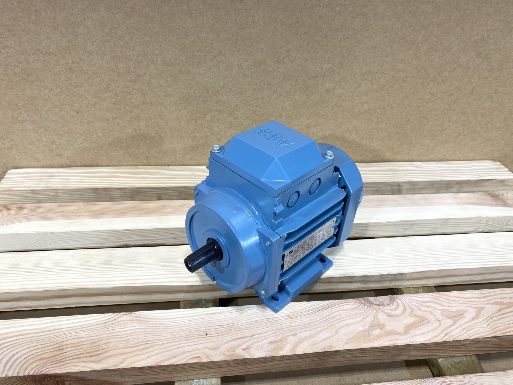 silnik elektryczny 0,37kW 1375obr. 3fazowy WEG