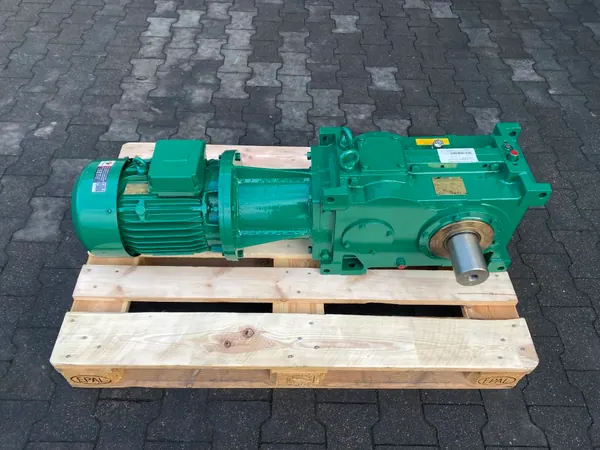 Motoreduktor / przekładnia 5,5kW 72obr. - zdjęcie 2