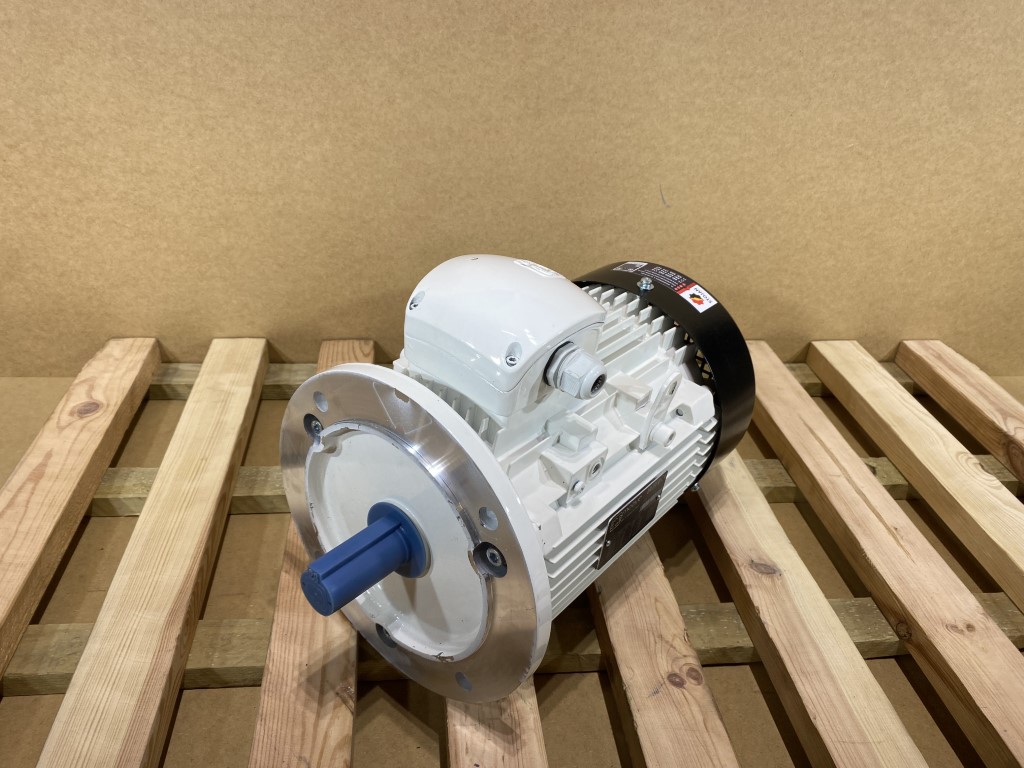 silnik elektryczny 4kW 1460obr. 3fazowy IE3
