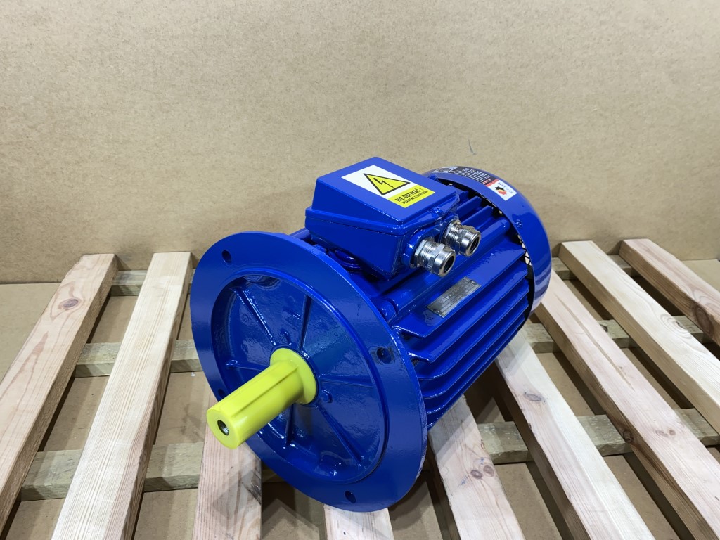 silnik elektryczny 5,5kW 965obr. 3fazowy Tamel