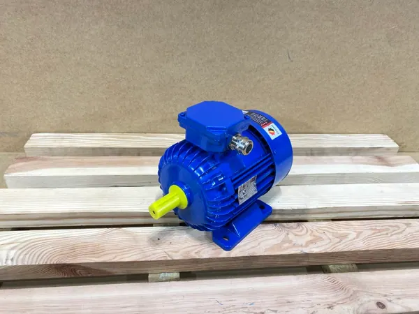 Silnik elektryczny 0,55kW 1400obr. 3fazowy BESEL - zdjęcie 1