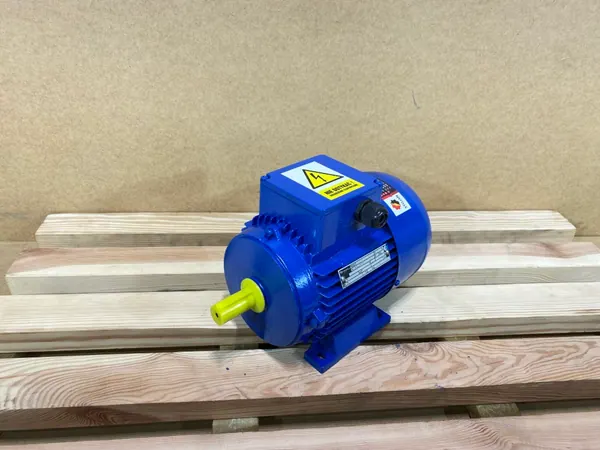 silnik elektryczny 0,55kW 1390obr. 3fazowy Tamel