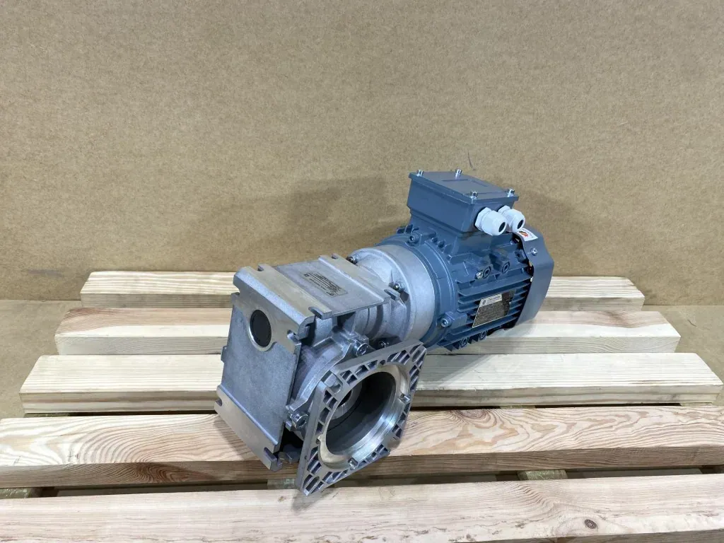 Motoreduktor / przekładnia 1,5kW 93obr. NORD