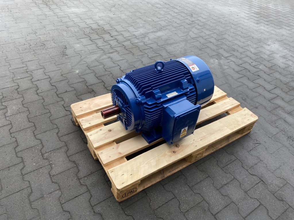 Silnik elektryczny 37kW 2955obr. 3fazowy
