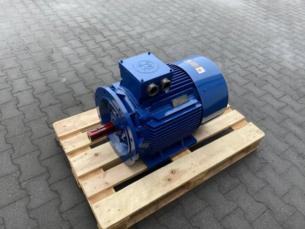 silnik elektryczny 37kW 1475obr. 3fazowy B35