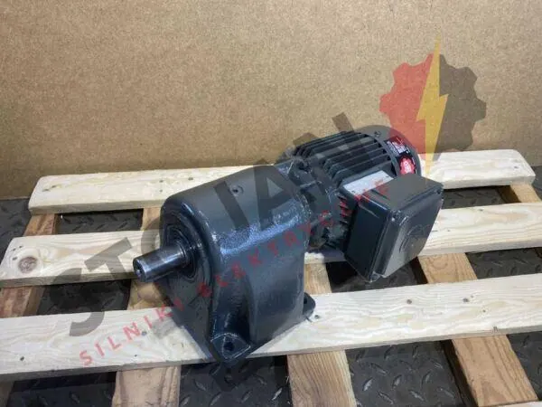 Motoreduktor / przekładnia 0,37kW 34obr. 3fazowy - zdjęcie 1