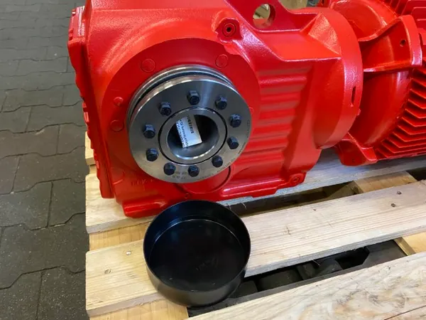 Motoreduktor / przekładnia 15kW 84obr. HAMULEC SEW - zdjęcie 3
