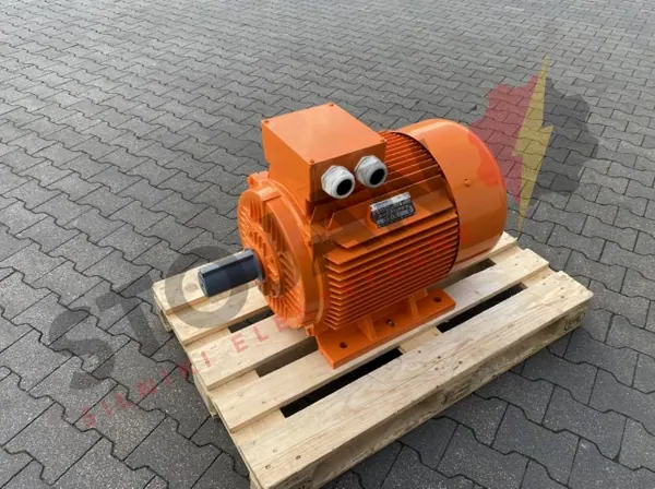 Silnik elektryczny 37kW 1485obr. 3fazowy IE3 - zdjęcie 1