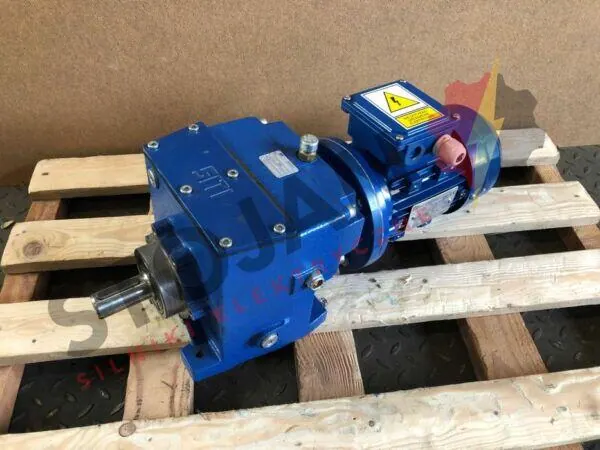 Motoreduktor / przekładnia 0,55kW 263obr. 3fazowy - zdjęcie 1