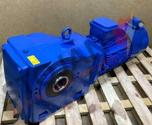 Motoreduktor / przekładnia 7,5kW 42obr. OBCE CHŁODZENIE NORD - zdjęcie 1
