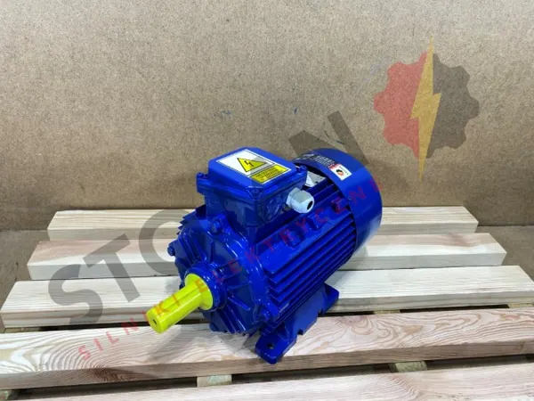 Silnik elektryczny 2,2kW 1440obr. 3fazowy INDUKTA IE2 - zdjęcie 1