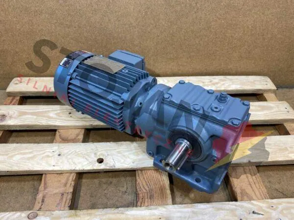 Motoreduktor / przekładnia 0,55kW 42obr. 3fazowy SEW - zdjęcie 1