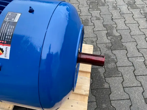 Silnik elektryczny 74kW 1485obr. 3fazowy CELMA - zdjęcie 3