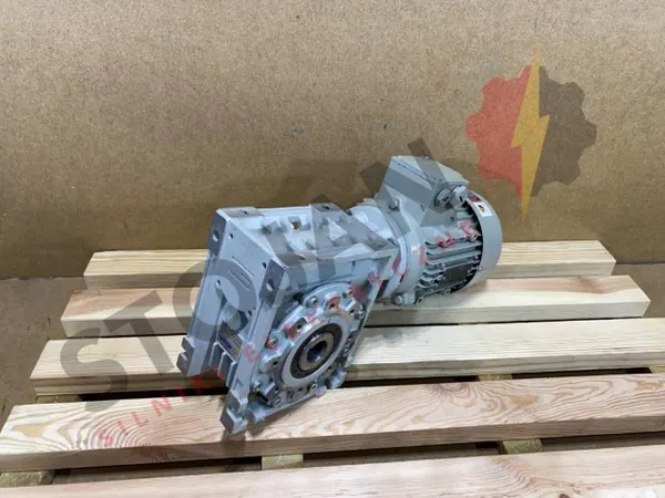Motoreduktor / przekładnia 0,55kW 15obr. 3fazowy TRANSTECNO - zdjęcie 1
