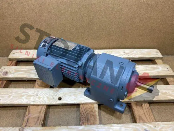 Motoreduktor / przekładnia 0,55kW 62obr. 3fazowy SEW - zdjęcie 1