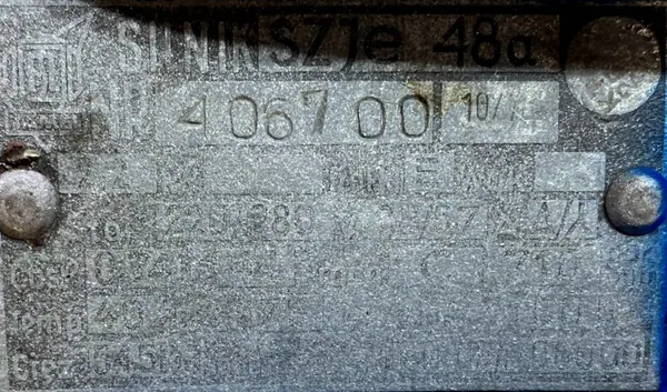 Silnik elektryczny 2,2kW 710obr. 3fazowy Tamel SZJe 48a - zdjęcie 2