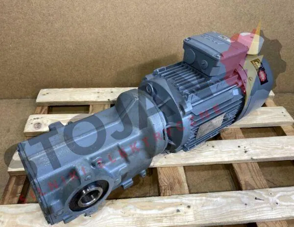 Motoreduktor / przekładnia 2,2kW 108obr. SEW - zdjęcie 1