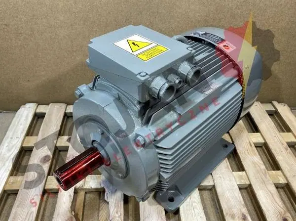 Silnik elektryczny 30kW 1485obr. 3fazowy - zdjęcie 1