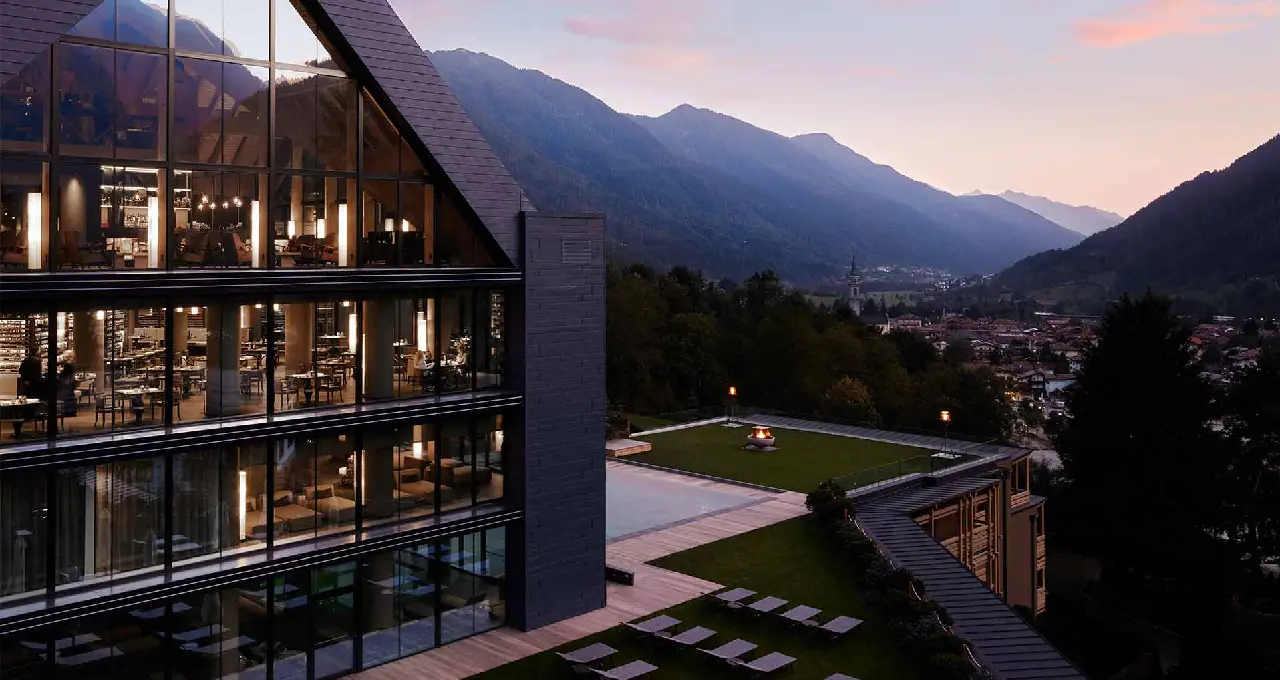 Example 4: Sleep & Circadian-Rhythm Retreat