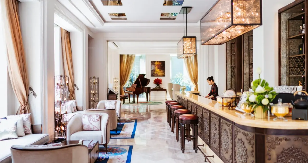 Hôtel des Arts: Modern Design Meets Historic Charm