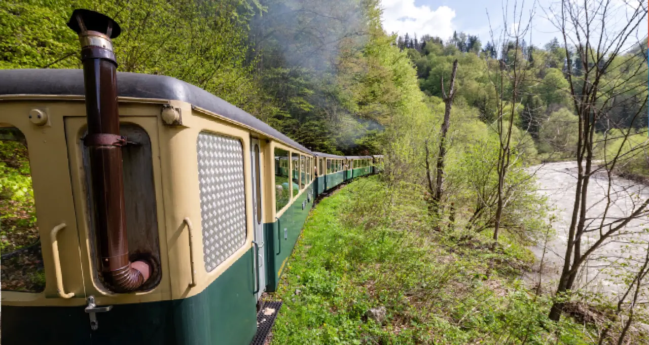 Tips for Booking the Best Seats on a Train