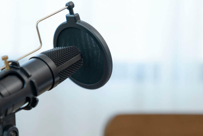 How to Choose a Mic for Voiceover Recording