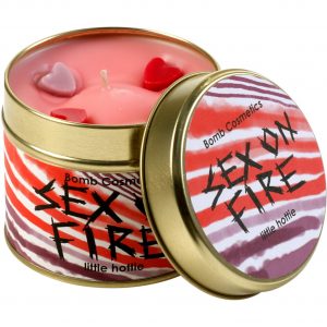 Bomb Cosmetics Tin Candle Sex on Fire
