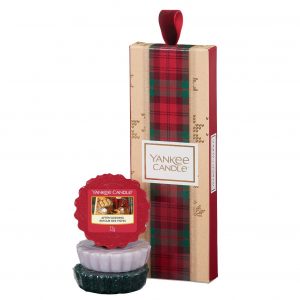 Yankee Candle Christmas Scent 3 Votive & Holder Gift Set