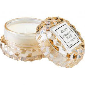 Voluspa Roses Bergamot Rose Roses Macaron Candle 51 g