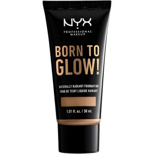 Born To Glow Naturally Radiant Foundation, NYX Professional Makeup Meikkivoide