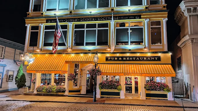 Brick Alley Pub & Restaurant