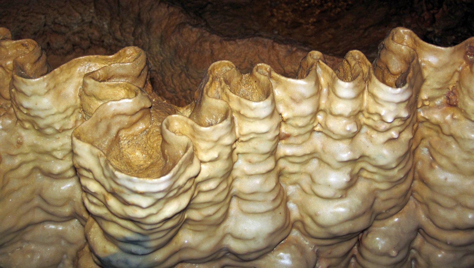 Crystal Onyx Cave