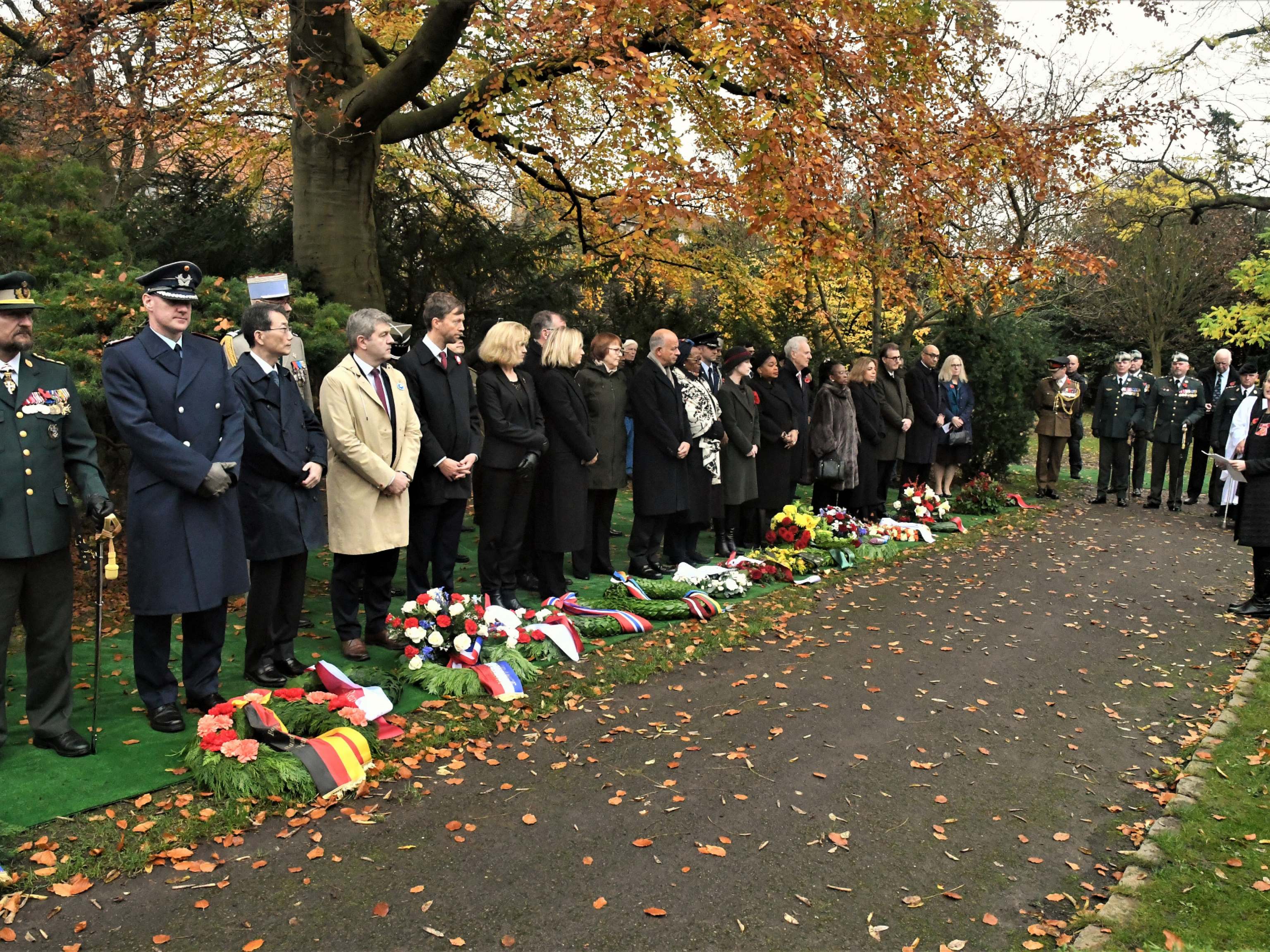 لنت جلوی پراید