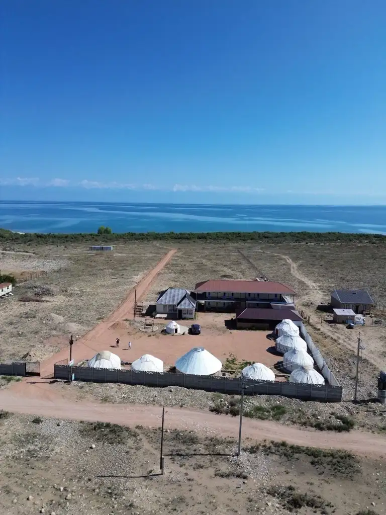 Yurt camp and Guest house Ailuu
