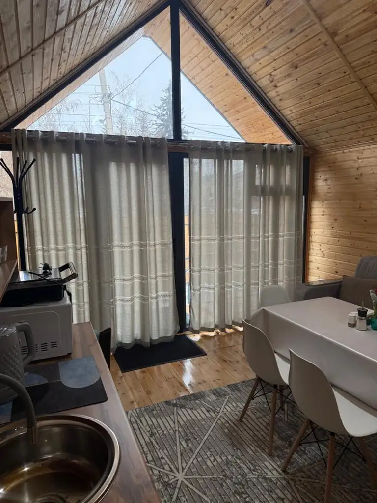 "Aura" barnhouse